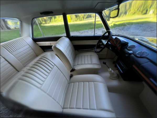 1:18 Lada 2103 / DDR Car - Braun Edition -